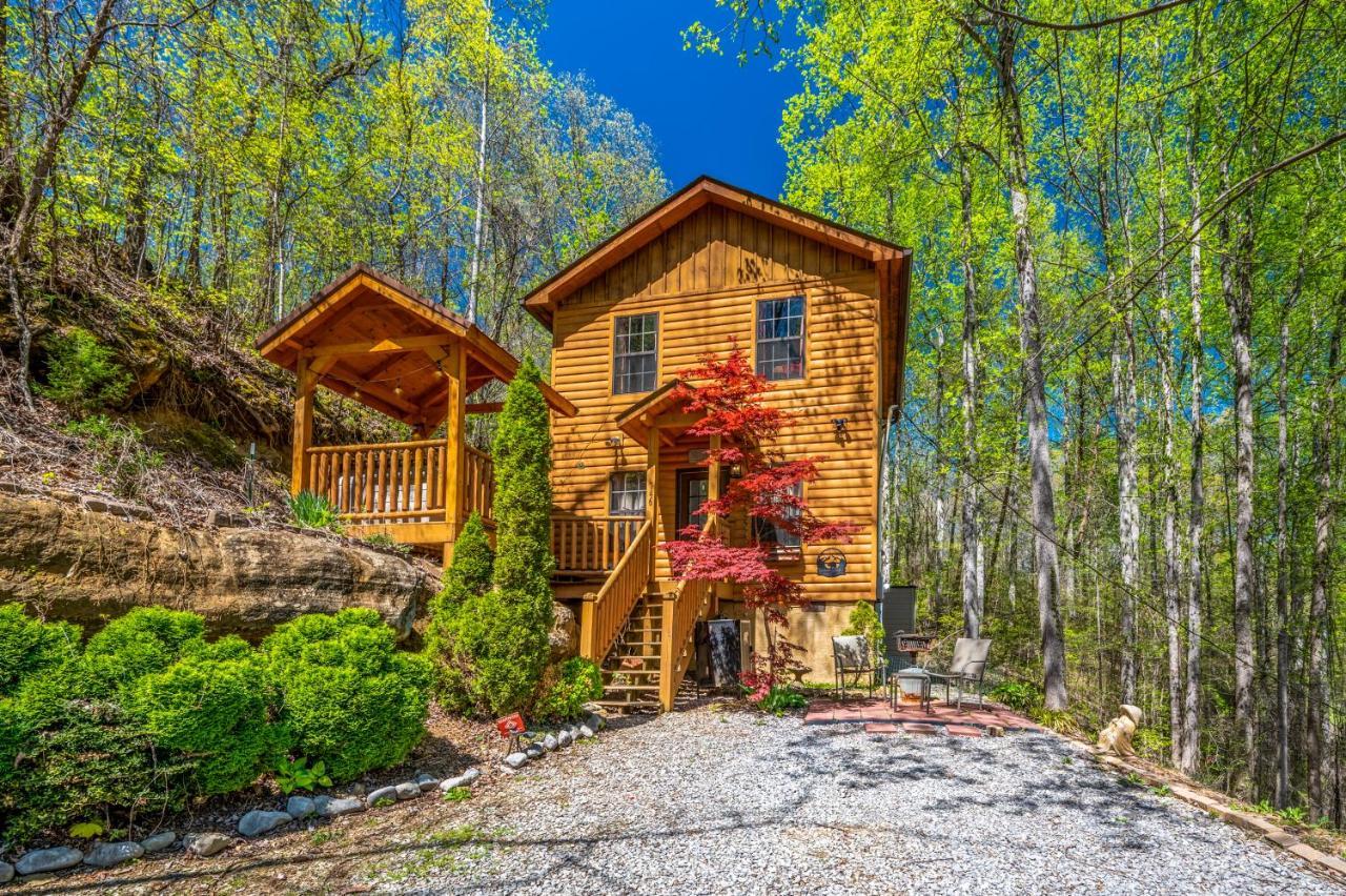 Permanent Vacation-Private Honeymoon Cabin With Hot Tub Sevierville Exterior foto