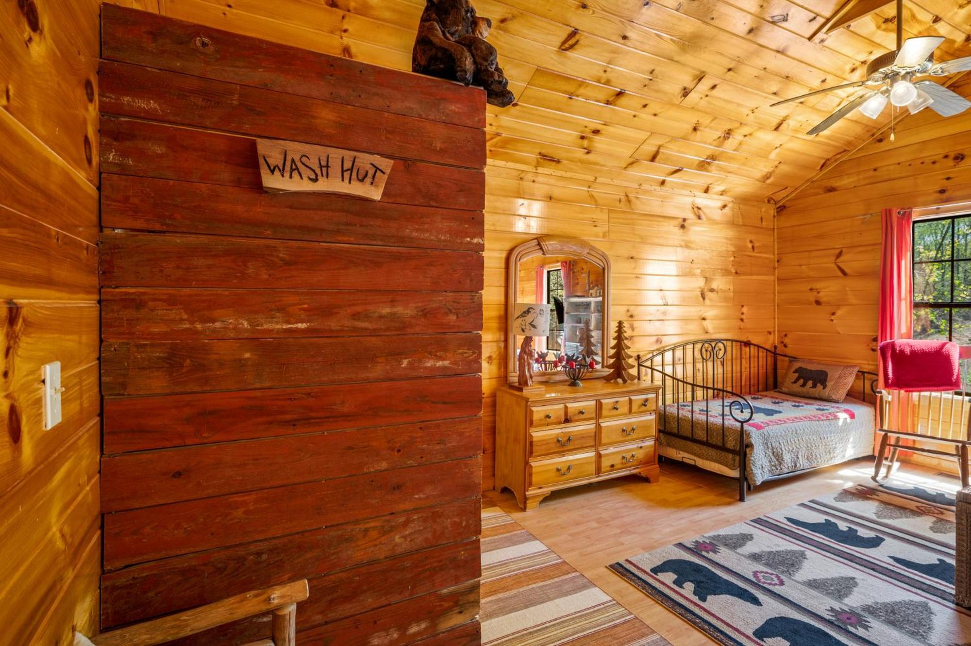 Permanent Vacation-Private Honeymoon Cabin With Hot Tub Sevierville Exterior foto