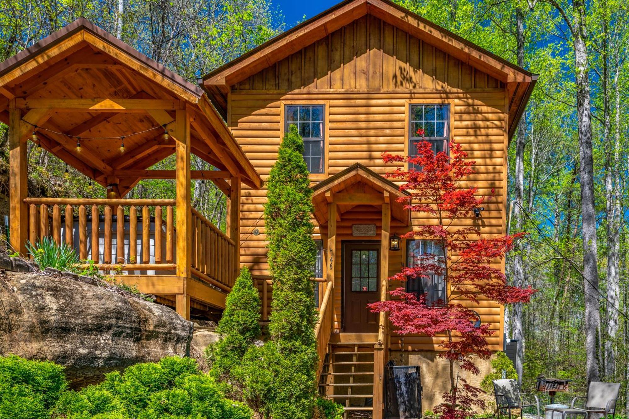 Permanent Vacation-Private Honeymoon Cabin With Hot Tub Sevierville Exterior foto